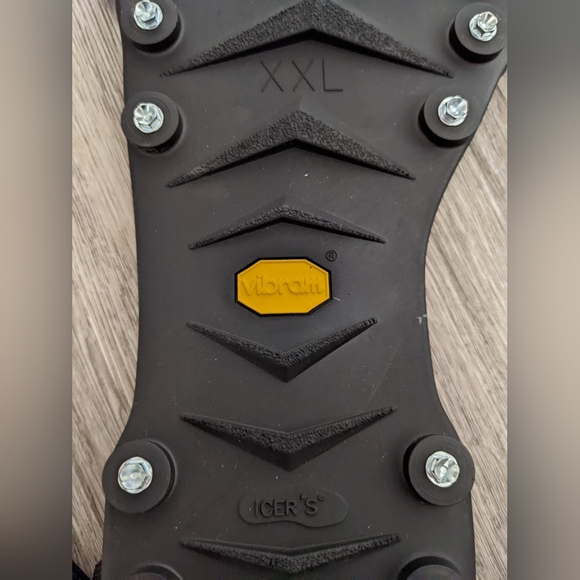 New Men's Icer's - Picture 2 of 6